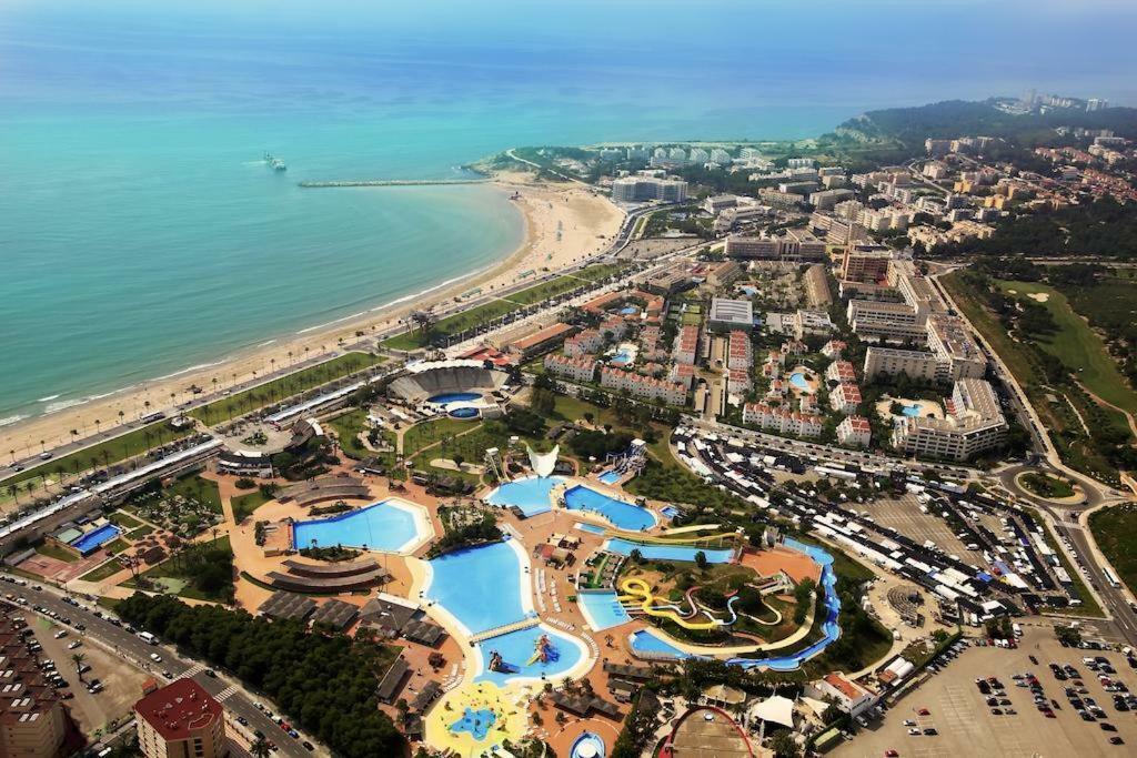 Port Aventura, Exclusivo Alojamiento La Pineda Zewnętrze zdjęcie